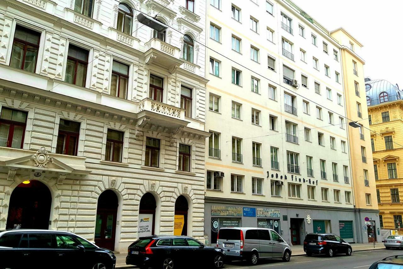 The Kolin Grand Downtown Apartment Вена Экстерьер фото